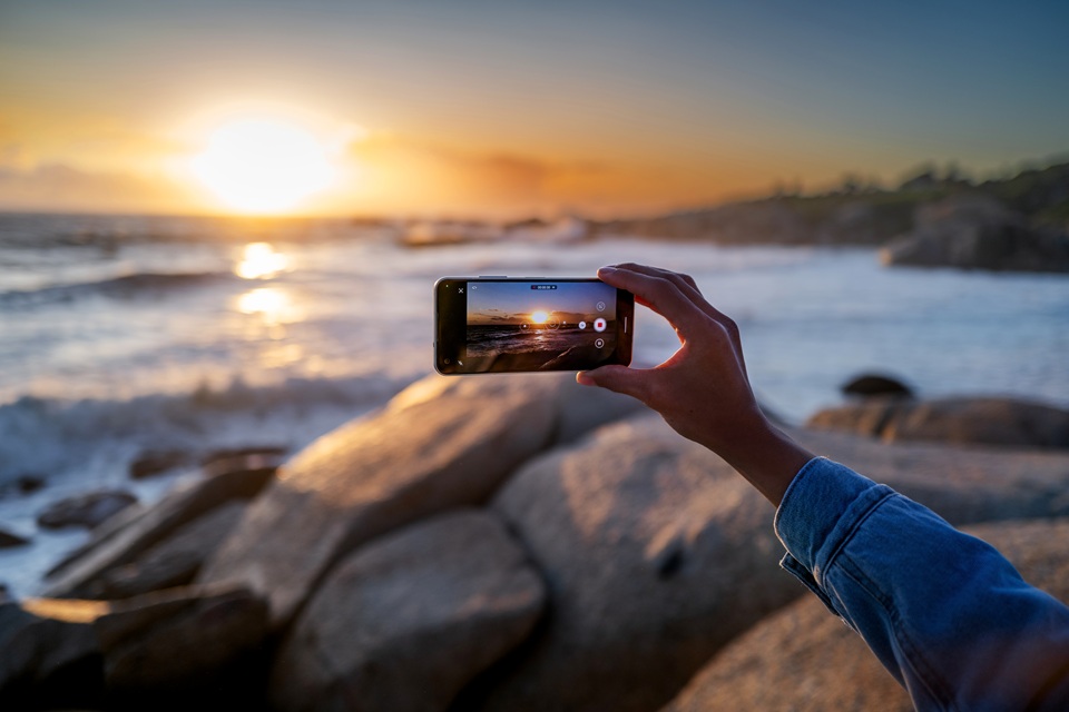 ASUS Zenfone 9